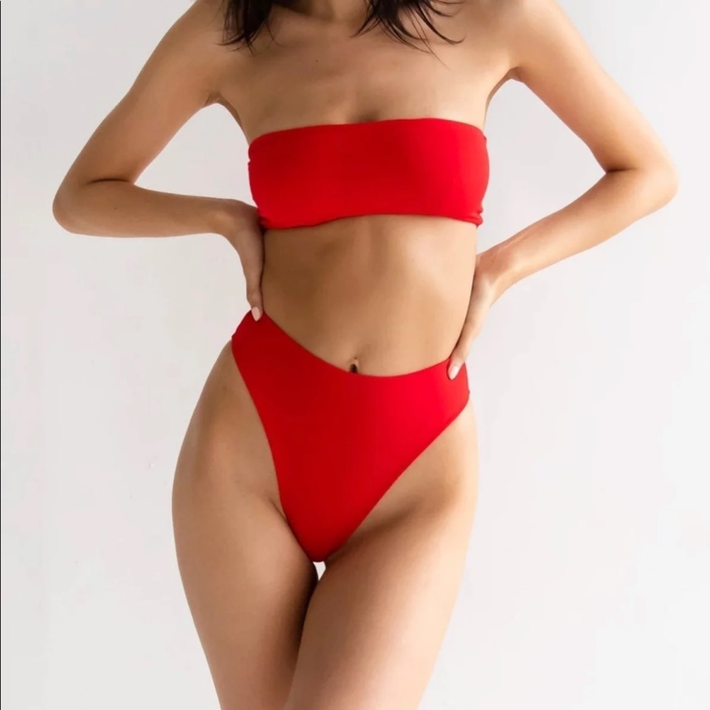 437 Aubrey red bikini set